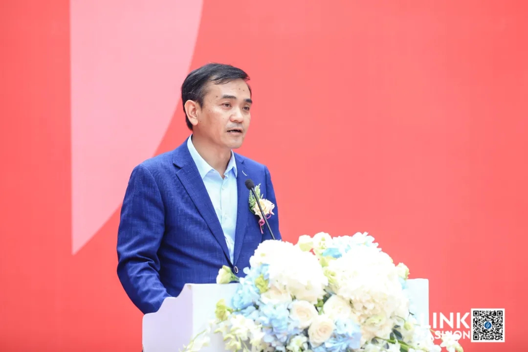 全國工商聯紡織服裝業商會秘書長朱鈞先生.jpg 全國工商聯紡織服裝業商會秘書長朱鈞先生.jpg