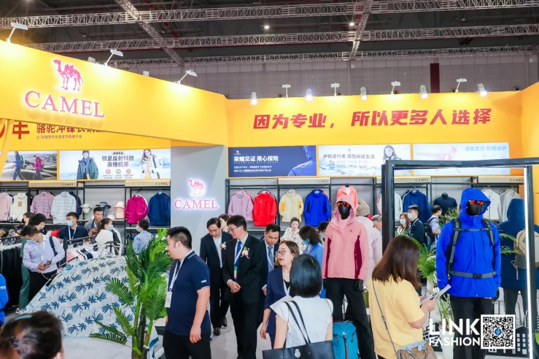 駱駝展臺設計搭建.jpg 駱駝展臺設計搭建.jpg